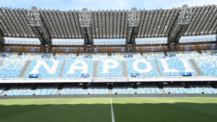 nuovo stadio a bagnoli de laurentiis incassa un nulla di fatto