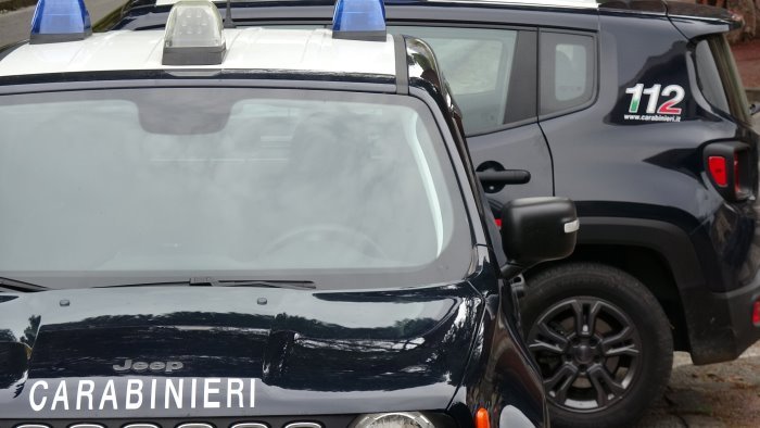 risse violenti a colpi di spranghe e bottiglie locale chiuso per cinque giorni