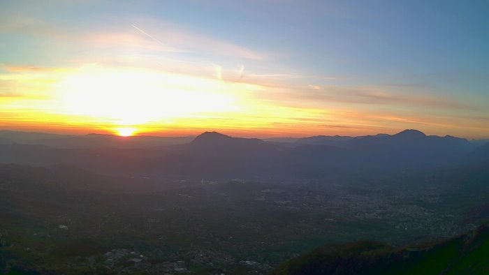 ad avellino 26 c 23 c sul laceno e 19 4 c a montevergine e caldo anomalo