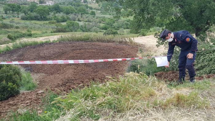 smaltimento illecito di rifiuti sequestro nel salernitano