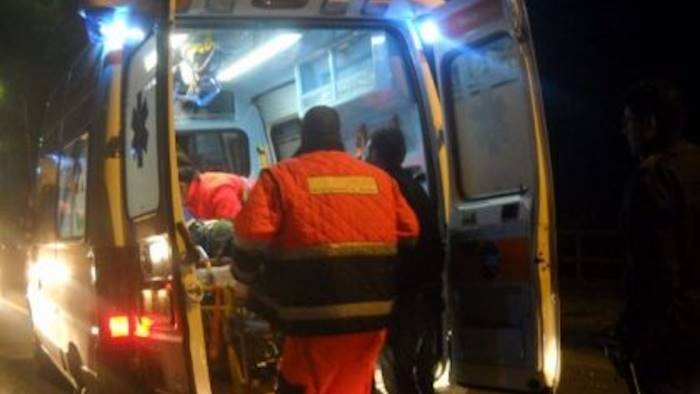 incidente mortale nella notte perde la vita architetto 53enne