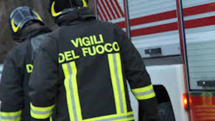 incidente nella fabbrica di fuochi d artificio un ferito