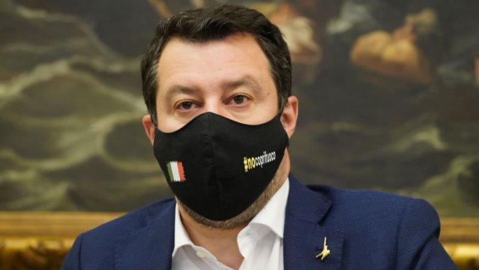 salvini italia si comporti come altri paesi ue