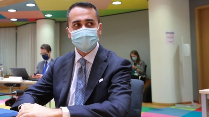 di maio alleggerire misure per attrarre turisti in italia