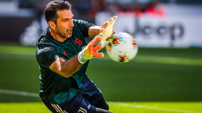 buffon a fine stagione chiudero con la juventus