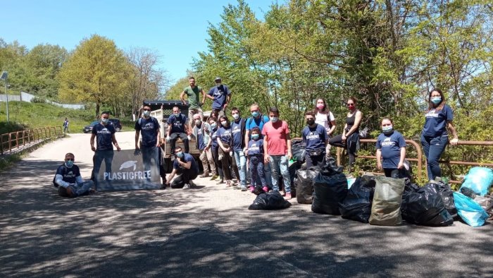 teora e plastic free domenica tappa a gesualdo