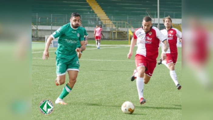 avellino 7 gol in amichevole doppiette per due attaccanti