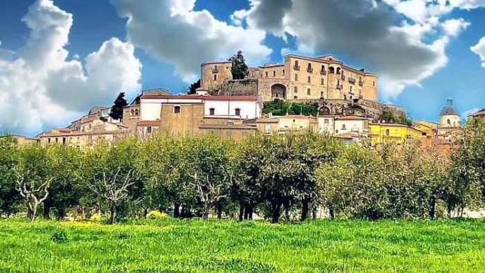 gesualdo riapre al pubblico il castello con visite guidate