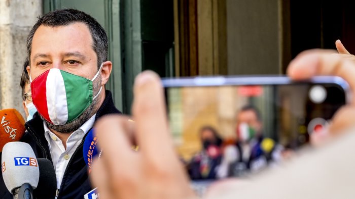 salvini inasprire pena per chi discrimina ma no a ddl zan