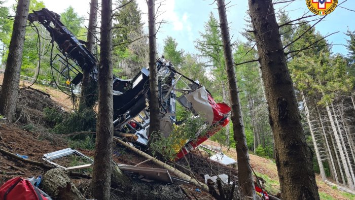 tragedia del mottarone eitan non ancora fuori pericolo