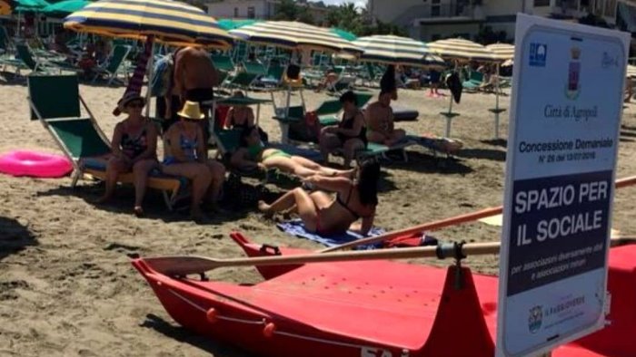 ad agropoli torna la spiaggia solidale