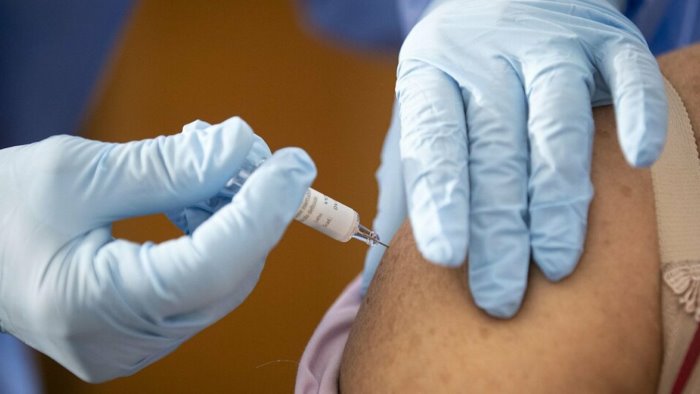 covid irpinia pronte 106 farmacie per somministrare i vaccini