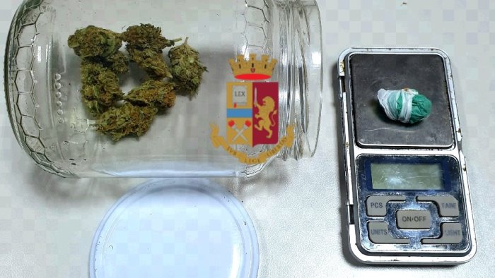 piano di sorrento detiene droga in casa denunciato