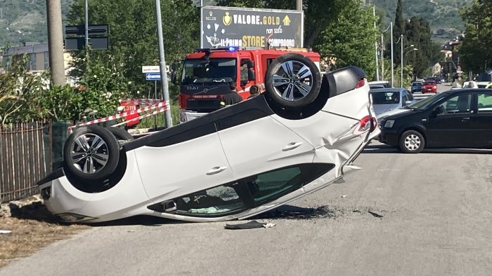 grave incidente stradale a montesarchio muore 62enne