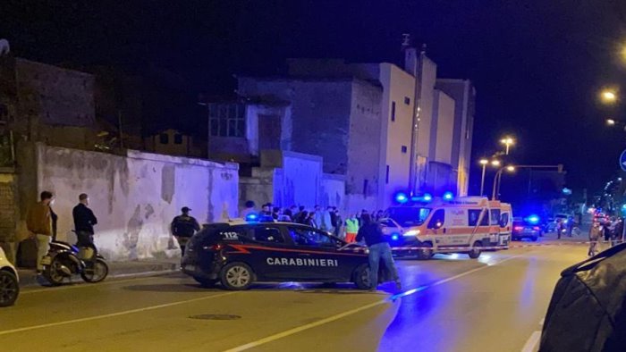 tragico incidente a nocera inferiore perde la vita un 19enne