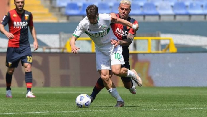 il sassuolo prosegue il sogno europa 2 1 in casa genoa