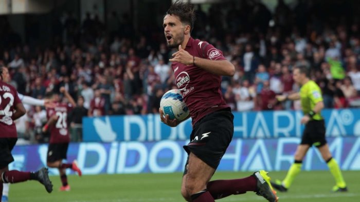 salernitana tegola in difesa ranieri si ferma fazio stringe i denti