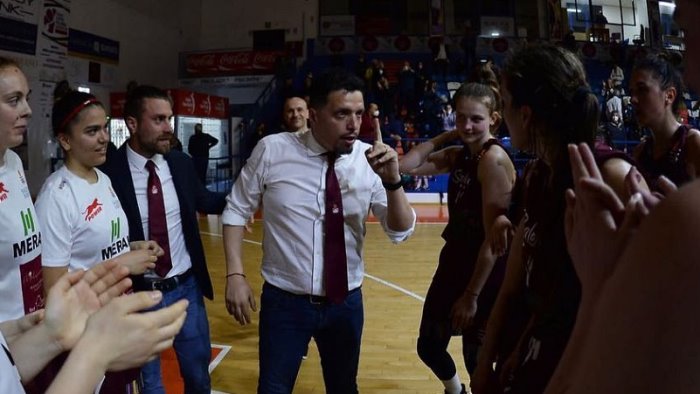 basket femminile salerno battipaglia sfida decisiva nella finale playoff