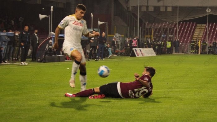 napoli novita per di lorenzo ecco l arbitro della sfida con il genoa