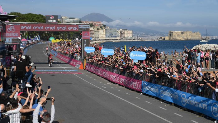 giro d italia a napoli de gendt ero sicuro di vincere lo sprint