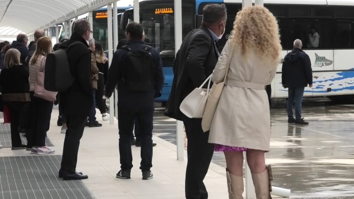 in funzione da oggi il nuovo terminal bus dell autostazione di grottaminarda