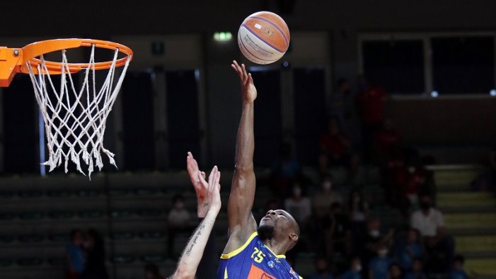 basket e la vigilia di scafati piacenza rossi avversari in gran fiducia