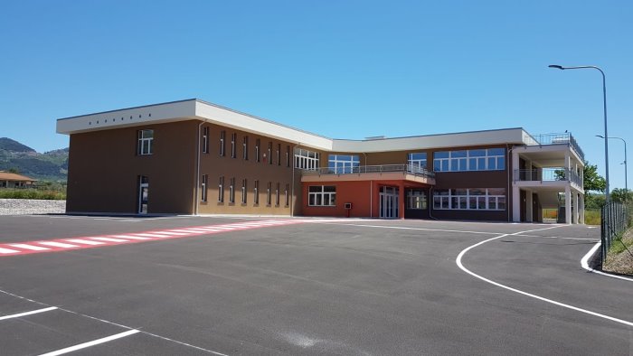 tutto pronto per l inaugurazione della nuova scuola a montesano sulla marcellana