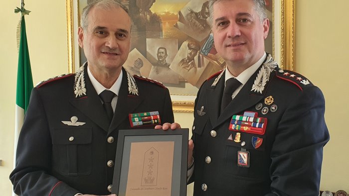 promozione all ufficio comando carabinieri stelletta per il colonnello rosa