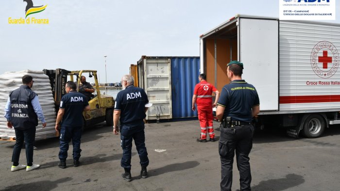 donato alla croce rossa il pellet sequestrato consegnate oltre 26 tonnellate