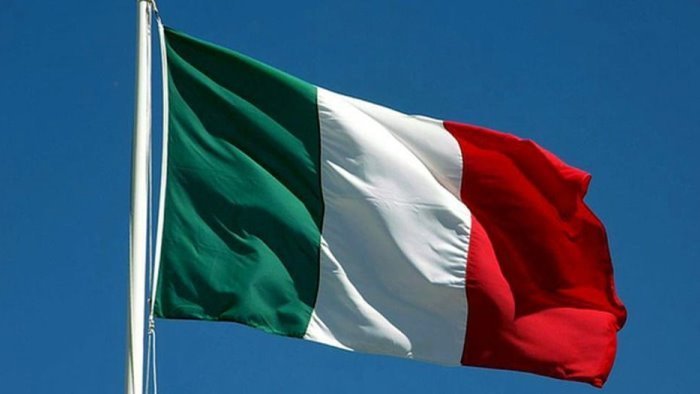 festa della repubblica ad avellino il 76esimo anniversario in piazza liberta