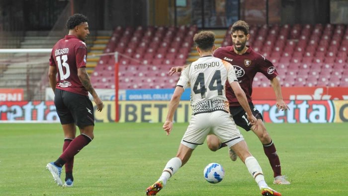 salernitana venezia 2 1 le pagelle