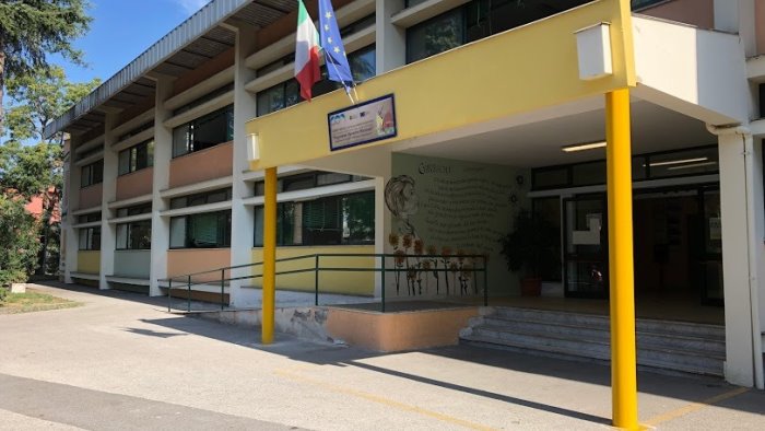 pontecagnano sei milioni per la scuola via dante avra un nuovo edificio