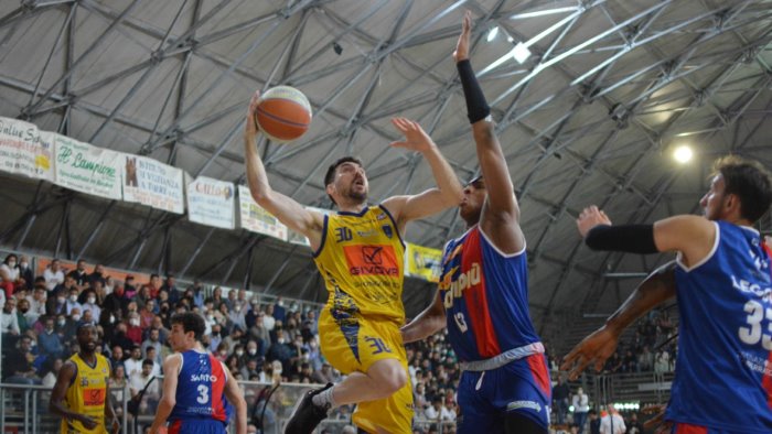 serie a2 playoff givova scafati basket a un passo dalla semifinale