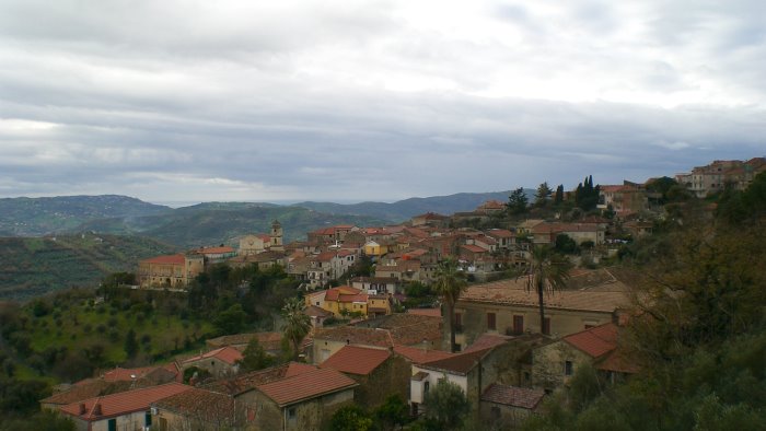 ogliastro cilento confermato sindaco michele apolito per la sesta volta