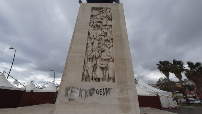 ripulito il monumento ad armando diaz dopo la segnalazione di europa verde