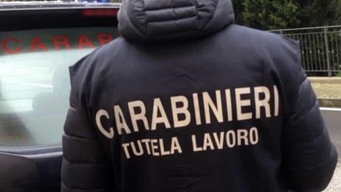 violazione norme sicurezza in un cantiere denuncia e multa per tre