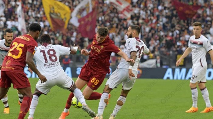 roma salernitana 2 2 le pagelle dei granata coulibaly monumentale dia letale