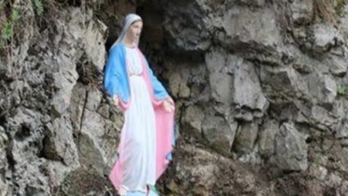 mercogliano fede e devozione intorno alla madonna nella roccia