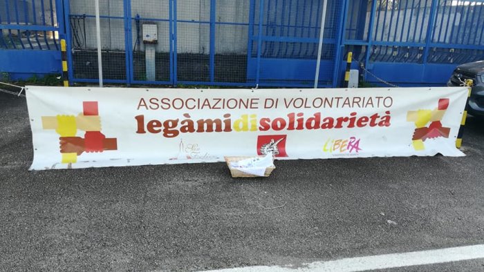 pomigliano agguato al candidato sindaco e allarme istituzioni in pericolo