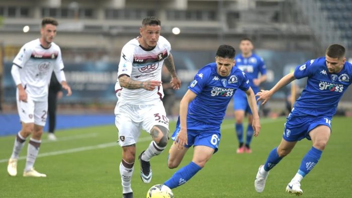 empoli salernitana 2 1 cambiaghi e caputo fermano la corsa dei granata