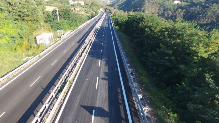 arriva il giro chiude anche la bretella di battipaglia dell autostrada a2