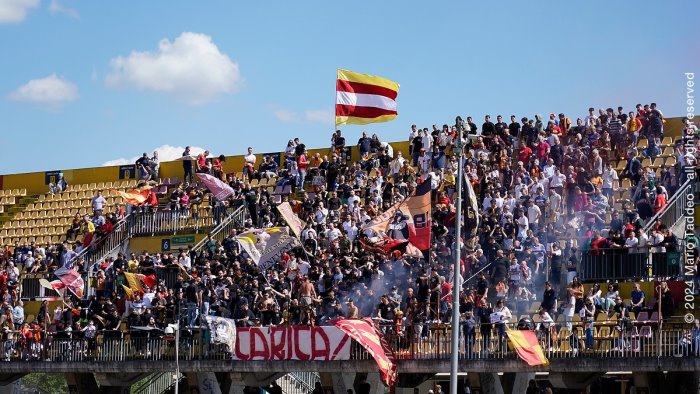 benevento dalla curva sud arriva la carica giusta