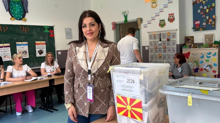 la senatrice anna bilotti in macedonia del nord come osservatrice osce