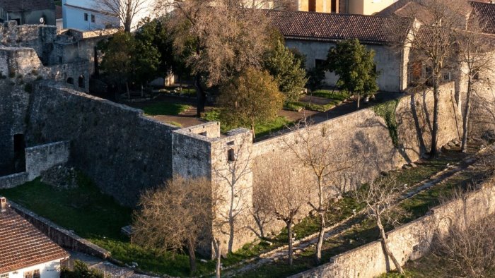 grottaminarda il castello d aquino il palazzo buonopane e i loro segreti