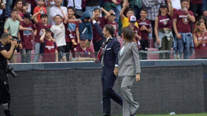 salernitana non confermata la presenza di iervolino all arechi con il verona