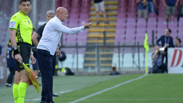 salernitana verona 1 2 colantuono sorpresi dagli avversari futuro e chiaro