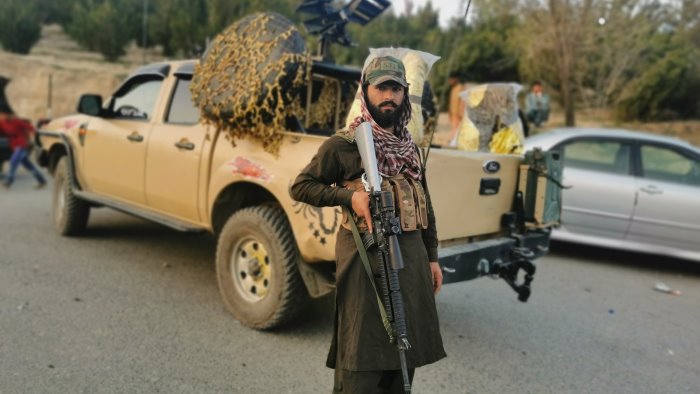 afganistan il mostro reclutato dagli stati uniti contro i talebani