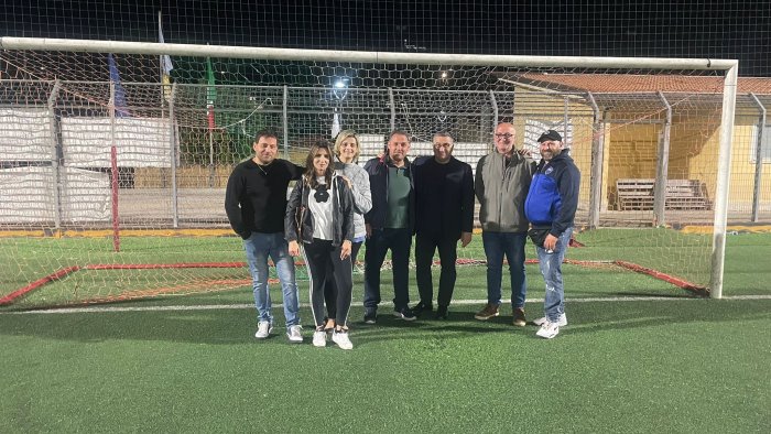 bucciano il campo sportivo illuminato con tecnologia a led