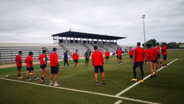 benevento questo pomeriggio seduta di allenamento in sardegna