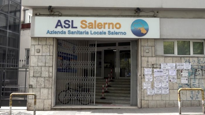 sospesi gli straordinari all asl salerno la fials si rischia il collasso